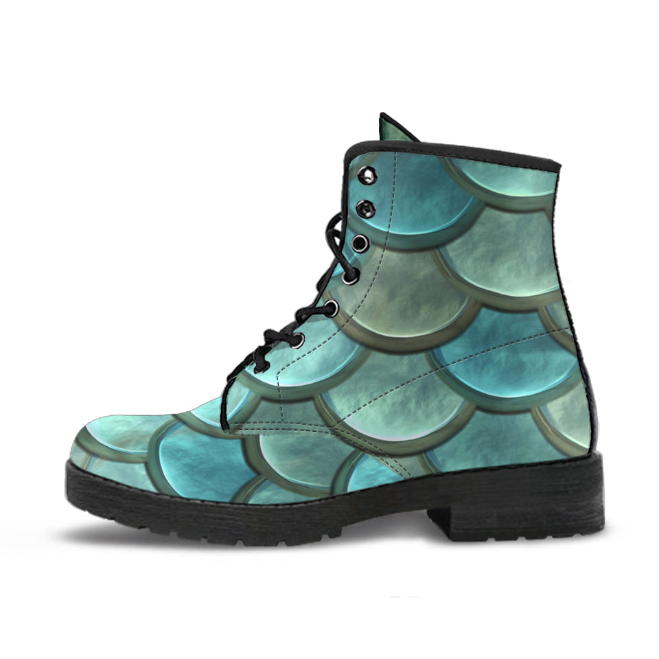 Scales Boots